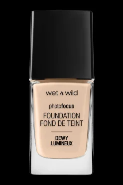 Wet n Wild Photo Focus Dewy Foundation