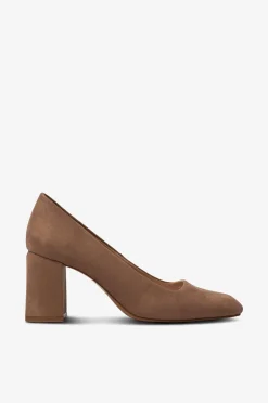 Dam Mango Pumps Sally